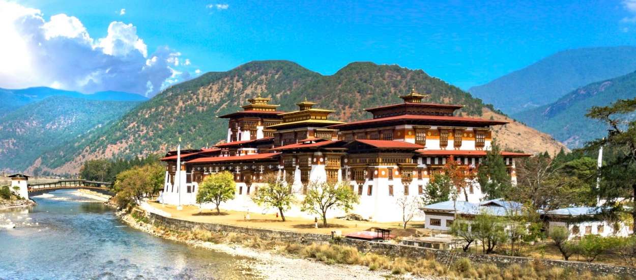 Bhutan Luxury sightseeing and cultural Tour