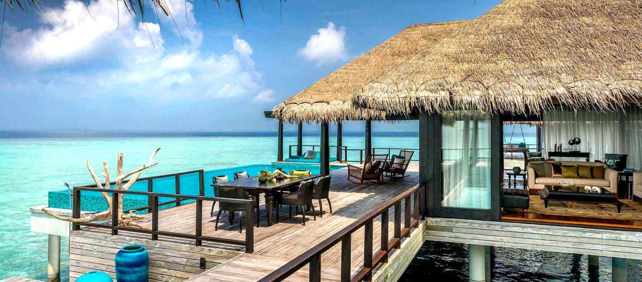 Mesmerizing Maldives Vacations in a Luxury Beach Resort