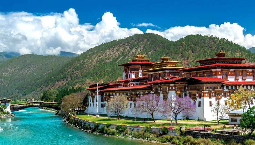 Majestic Bhutan: A Seven Day Luxury Bhutan Tour